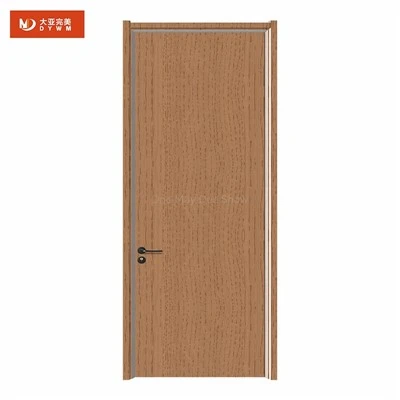 Doras Adhmaid Brataithe PVC